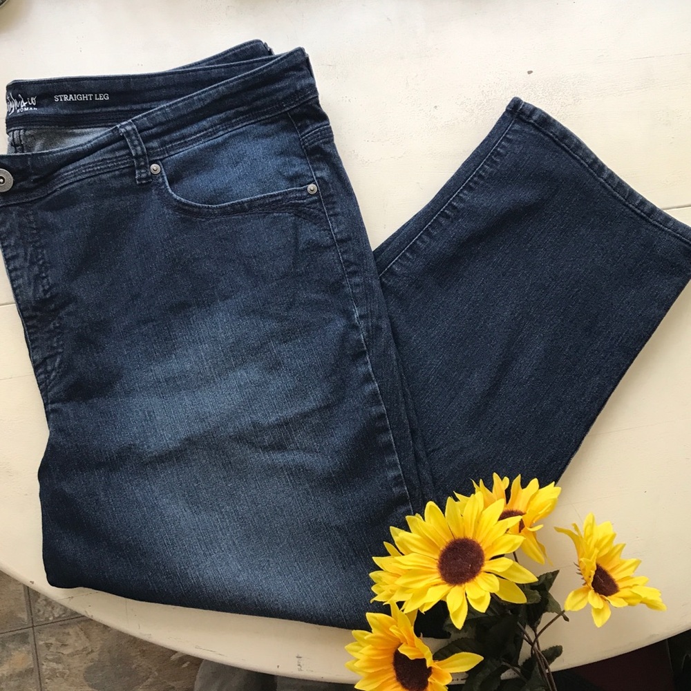 👖 PLUS Straight Leg Blue Jeans